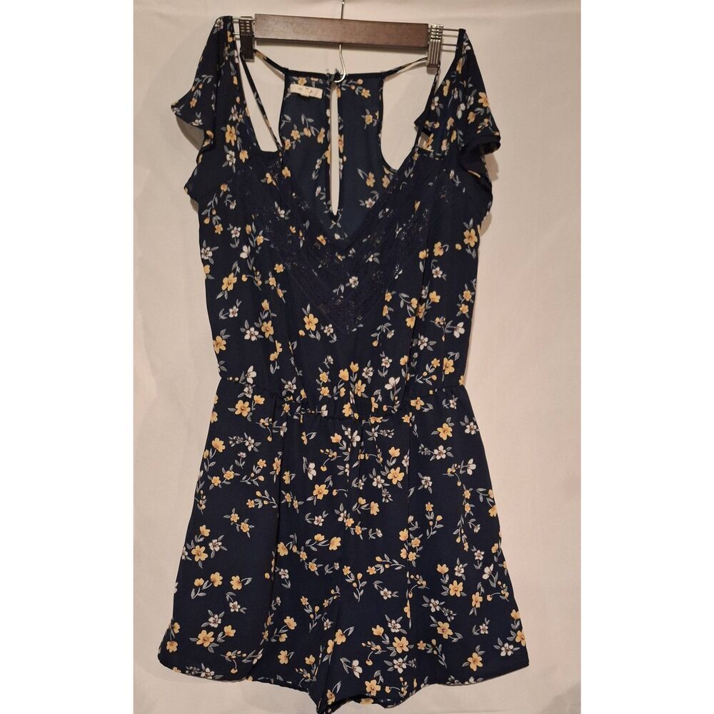 Maurices Navy Blue Floral Lace Trim Flutter Sleeve Romper Womens Medium Strappy